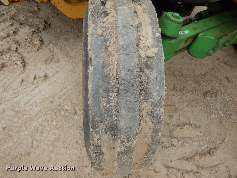 image for item GB9852 2008 John Deere 6330 tractor