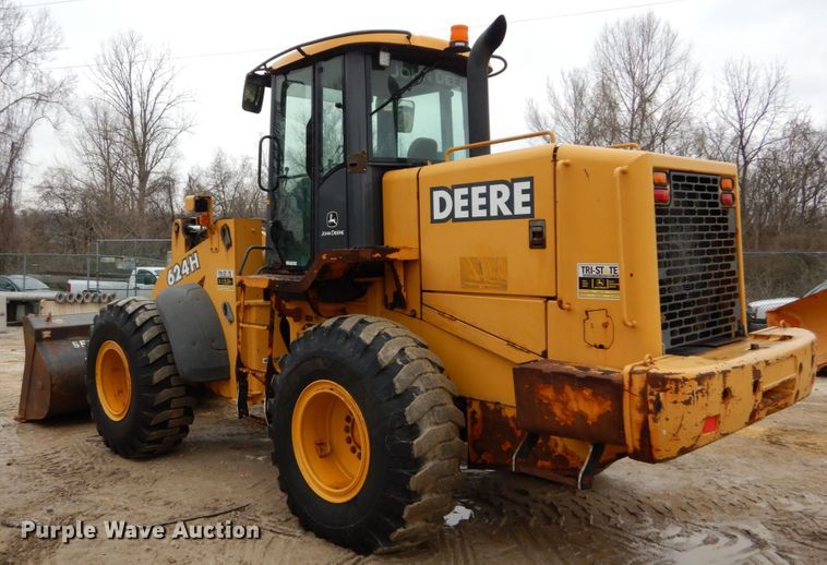 image for item GB9853 2003 John Deere 624H  wheel loader