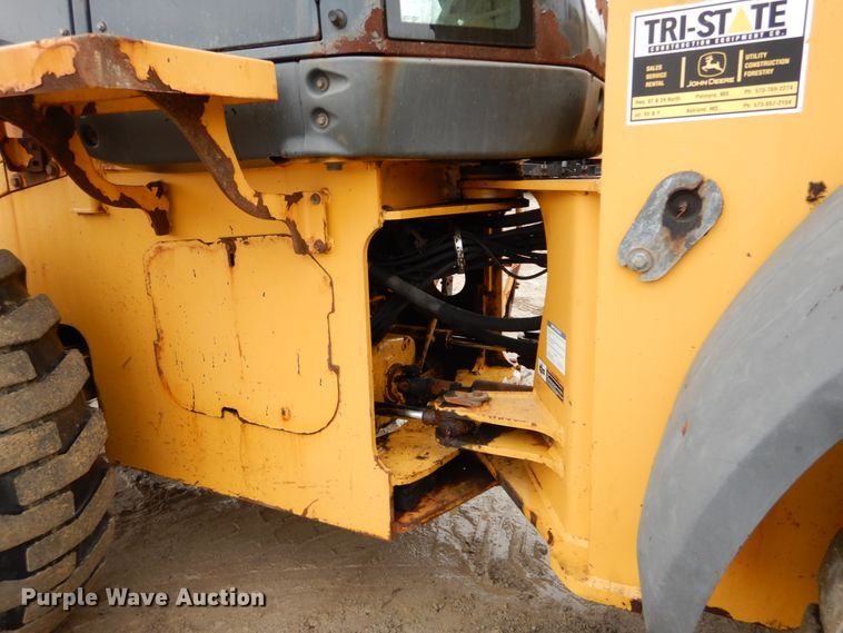 image for item GB9853 2003 John Deere 624H  wheel loader