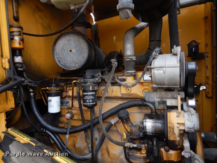 image for item GB9853 2003 John Deere 624H  wheel loader