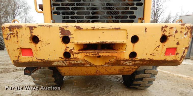 image for item GB9853 2003 John Deere 624H  wheel loader