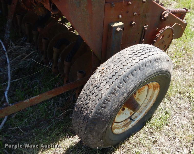 image for item GP9054 McCormick 10 grain drill