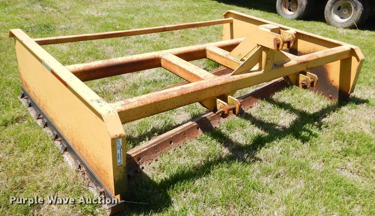 image for item GP9061 Land leveler