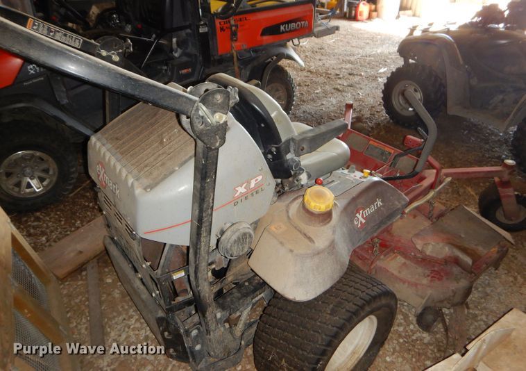 image for item GP9071 Exmark Lazer Z XP ZTR lawn mower