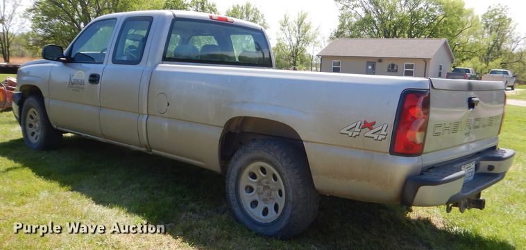 image for item GP9074 2006 Chevrolet Silverado 1500  Ext. Cab pickup truck