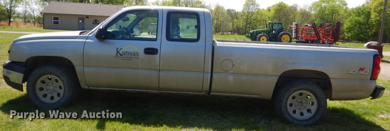 image for item GP9074 2006 Chevrolet Silverado 1500  Ext. Cab pickup truck