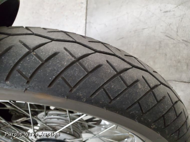 image for item GW9718 2001 Suzuki GZ250 motorcycle