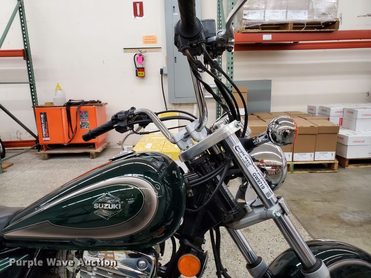 image for item GW9719 2001 Suzuki GZ250 motorcycle