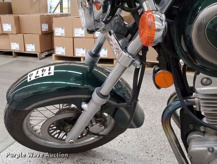 image for item GW9719 2001 Suzuki GZ250 motorcycle