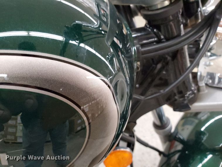 image for item GW9719 2001 Suzuki GZ250 motorcycle
