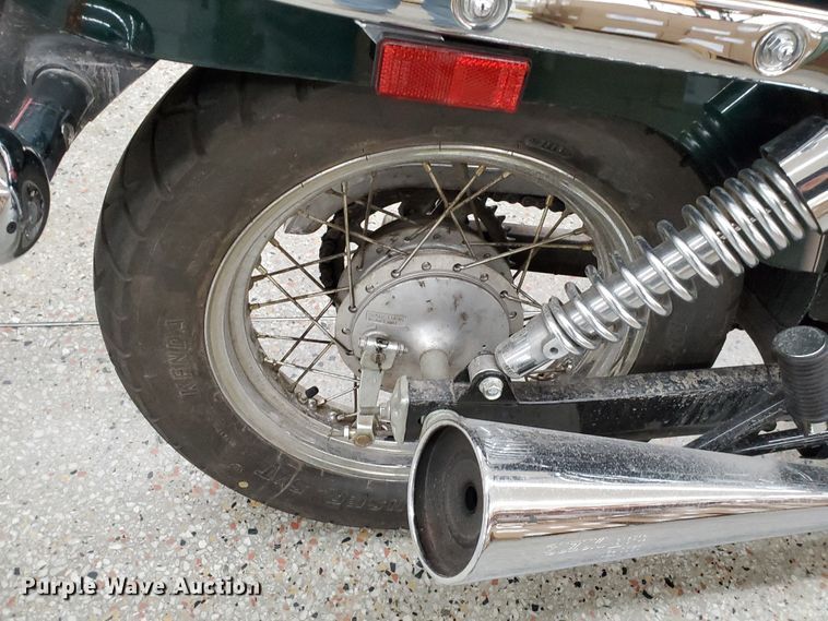 image for item GW9719 2001 Suzuki GZ250 motorcycle