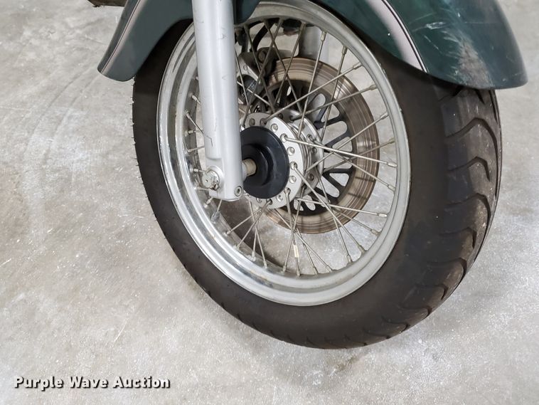 image for item GW9738 2001 Suzuki GZ250 motorcycle