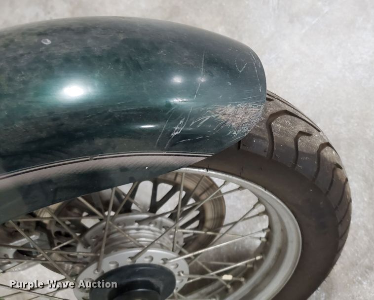 image for item GW9738 2001 Suzuki GZ250 motorcycle