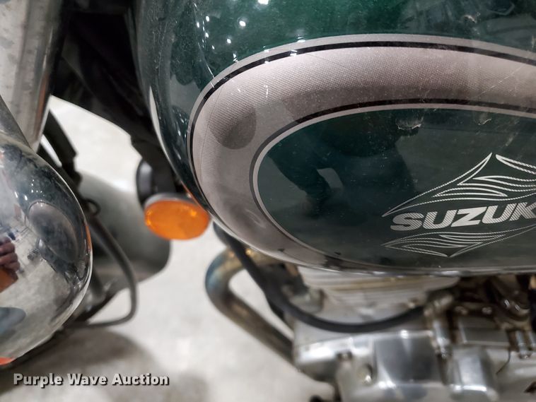 image for item GW9738 2001 Suzuki GZ250 motorcycle
