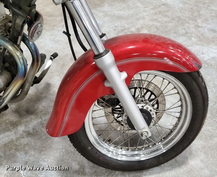 image for item GW9740 2001 Suzuki GZ250 motorcycle