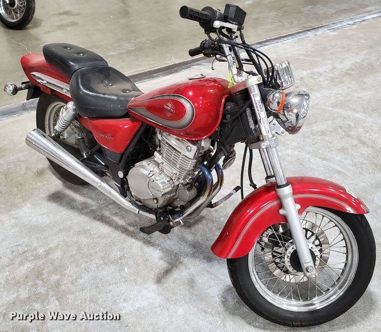 image for item GW9742 2001 Suzuki GZ250 motorcycle