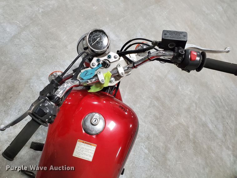 image for item GW9742 2001 Suzuki GZ250 motorcycle