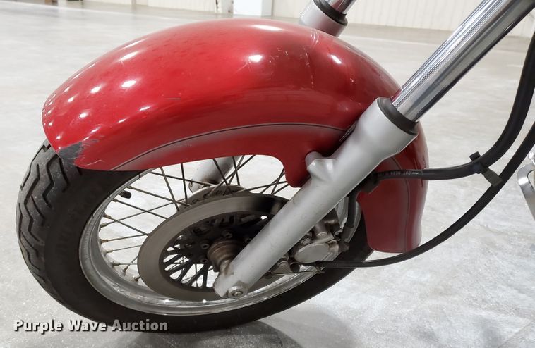 image for item GW9743 2001 Suzuki GZ250 motorcycle
