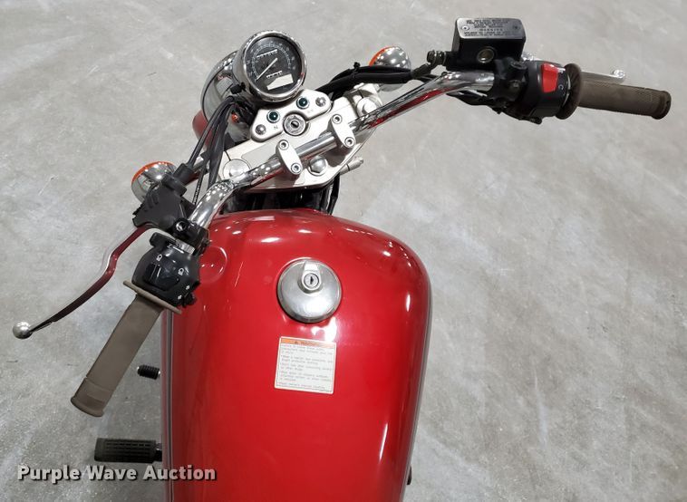 image for item GW9743 2001 Suzuki GZ250 motorcycle