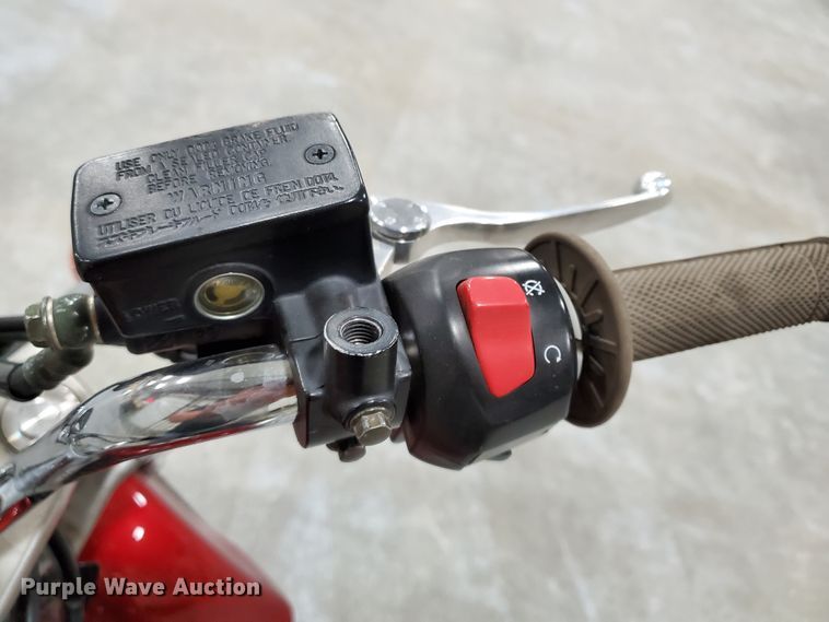 image for item GW9743 2001 Suzuki GZ250 motorcycle