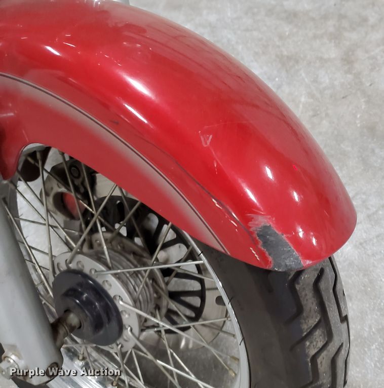 image for item GW9743 2001 Suzuki GZ250 motorcycle