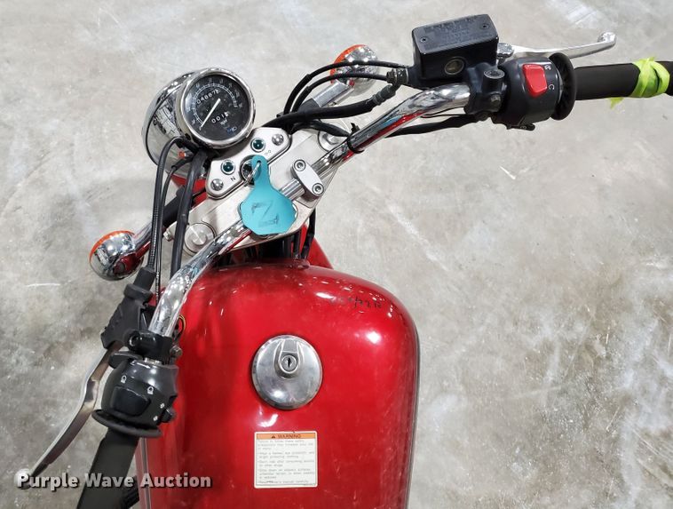 image for item GW9748 2001 Suzuki GZ250 motorcycle
