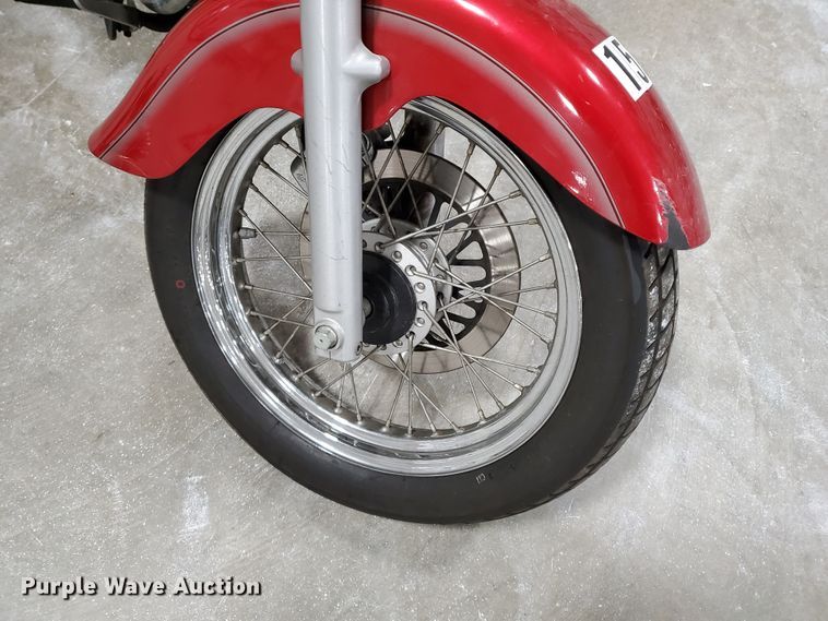 image for item GW9748 2001 Suzuki GZ250 motorcycle