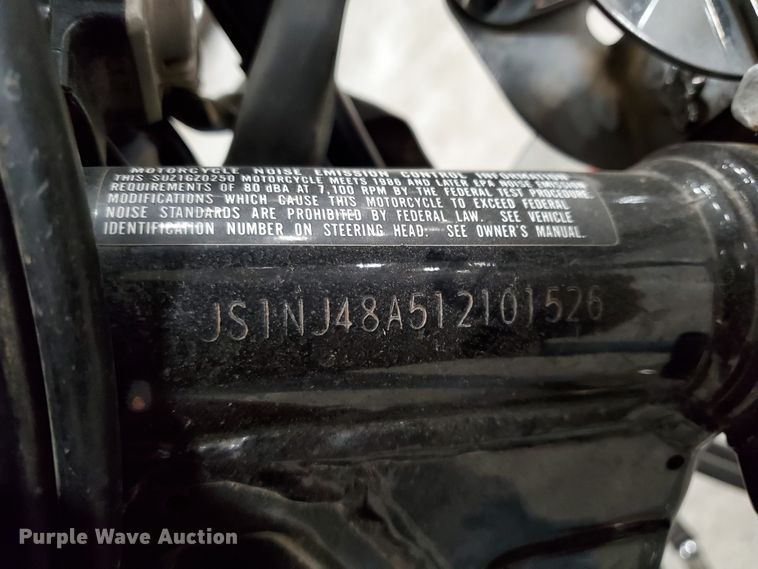image for item GW9748 2001 Suzuki GZ250 motorcycle