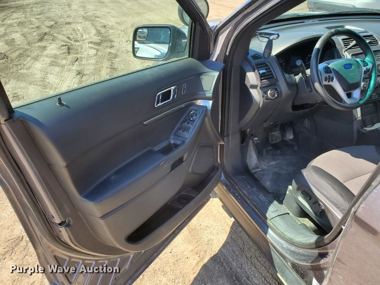 image for item GW9751 2013 Ford Explorer Police Interceptor  SUV