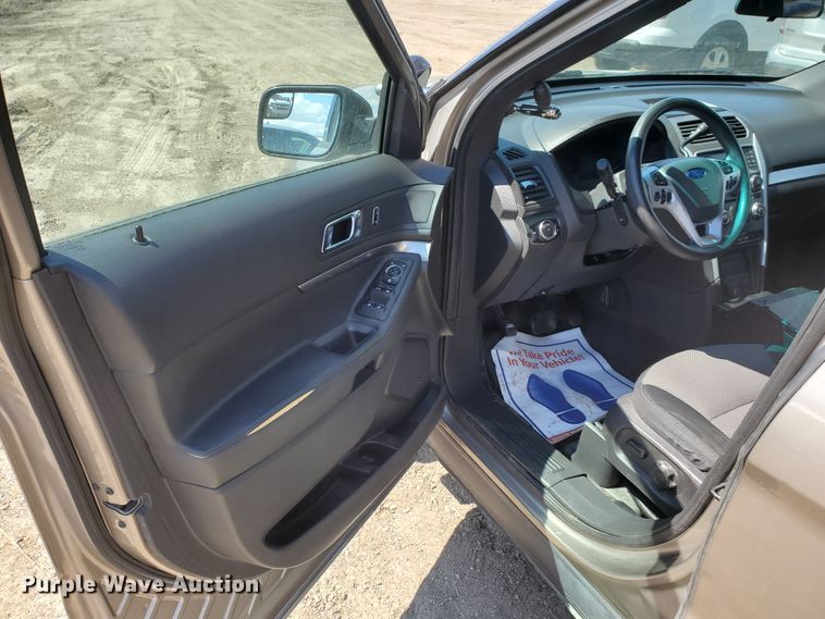 image for item GW9752 2013 Ford Explorer Police Interceptor  SUV