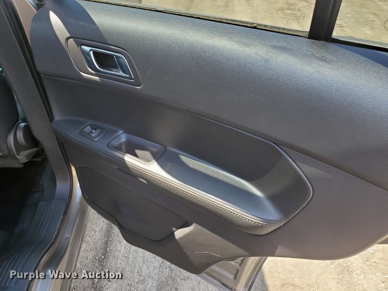 image for item GW9752 2013 Ford Explorer Police Interceptor  SUV