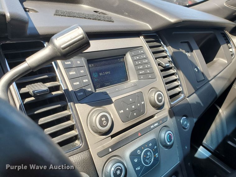 image for item GW9754 2015 Ford Taurus Police Interceptor