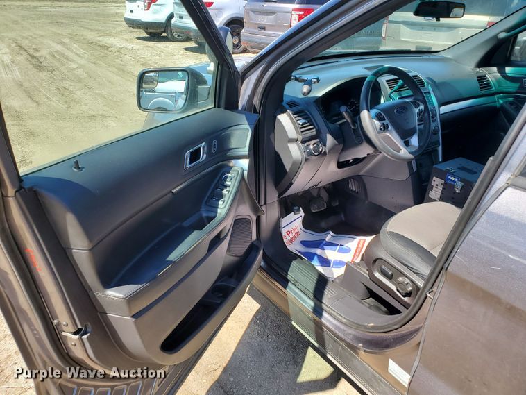 image for item GW9755 2015 Ford Explorer Police Interceptor  SUV