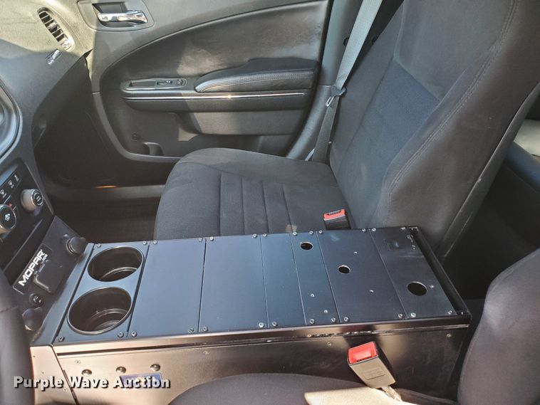 image for item GW9757 2013 Dodge Charger Police