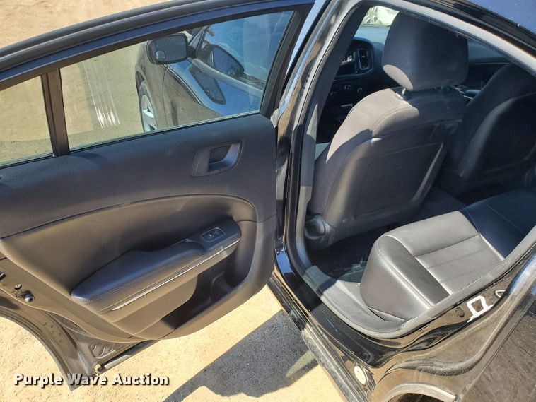 image for item GW9757 2013 Dodge Charger Police