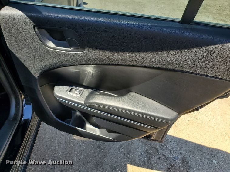 image for item GW9757 2013 Dodge Charger Police