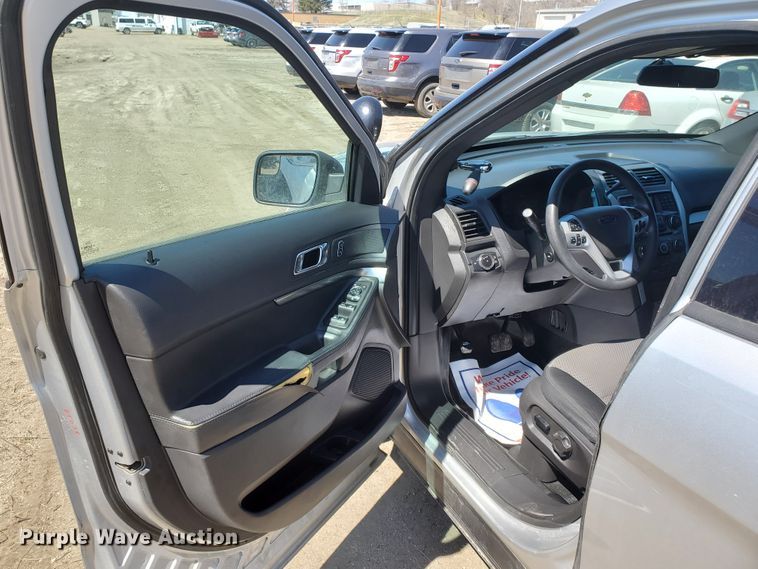 image for item GW9758 2013 Ford Explorer Police Interceptor  SUV