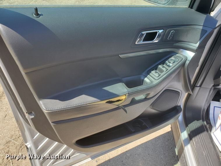 image for item GW9758 2013 Ford Explorer Police Interceptor  SUV