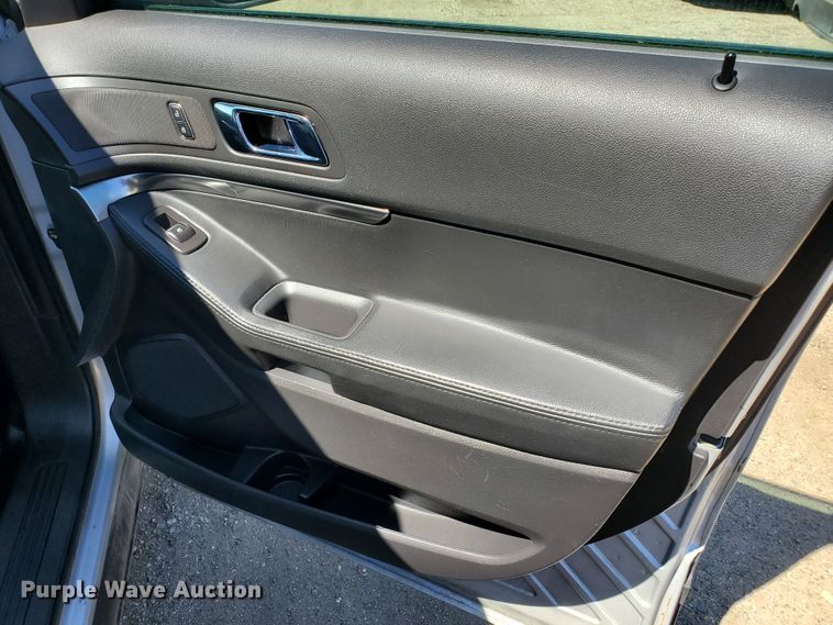 image for item GW9758 2013 Ford Explorer Police Interceptor  SUV