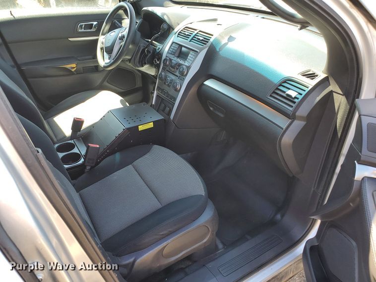 image for item GW9758 2013 Ford Explorer Police Interceptor  SUV