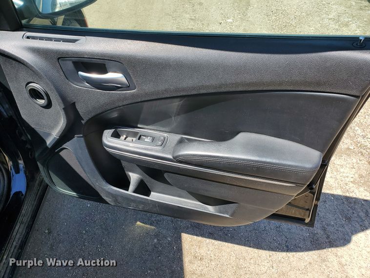 image for item GW9759 2015 Dodge Charger Police