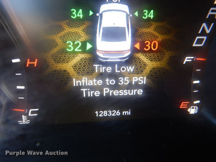 image for item GW9763 2015 Dodge Charger Police