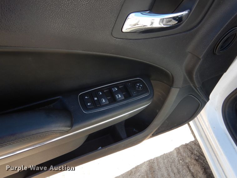 image for item GW9772 2014 Dodge Charger Police