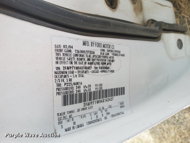 image for item GW9774 2004 Ford Crown Victoria Police Interceptor