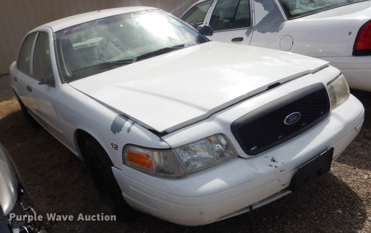 image for item GW9775 2006 Ford Crown Victoria Police Interceptor