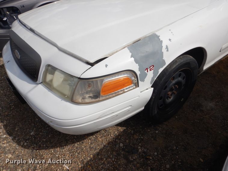 image for item GW9775 2006 Ford Crown Victoria Police Interceptor