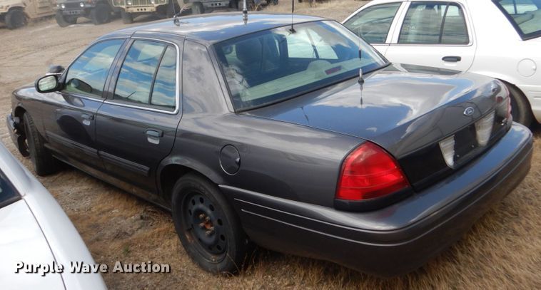 image for item GW9776 2010 Ford Crown Victoria Police Interceptor