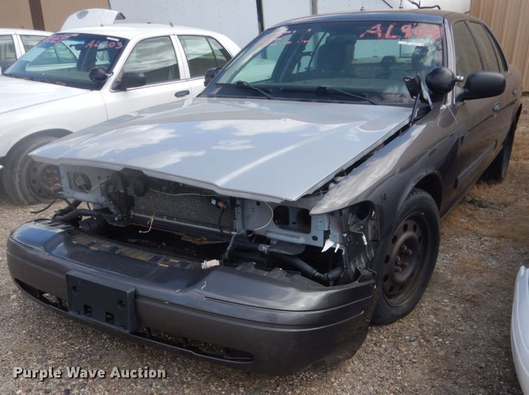 image for item GW9776 2010 Ford Crown Victoria Police Interceptor