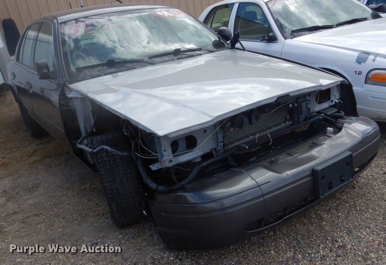 image for item GW9776 2010 Ford Crown Victoria Police Interceptor