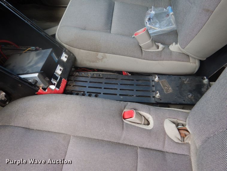 image for item GW9776 2010 Ford Crown Victoria Police Interceptor